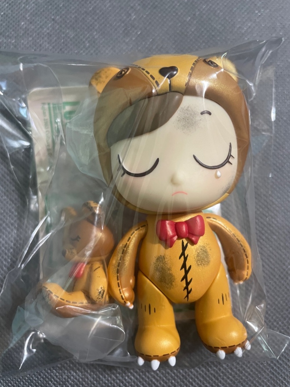 AUTHENTIC-Lost Time Little Amber Bear Hug Series-Amber Works x 1983 Toys